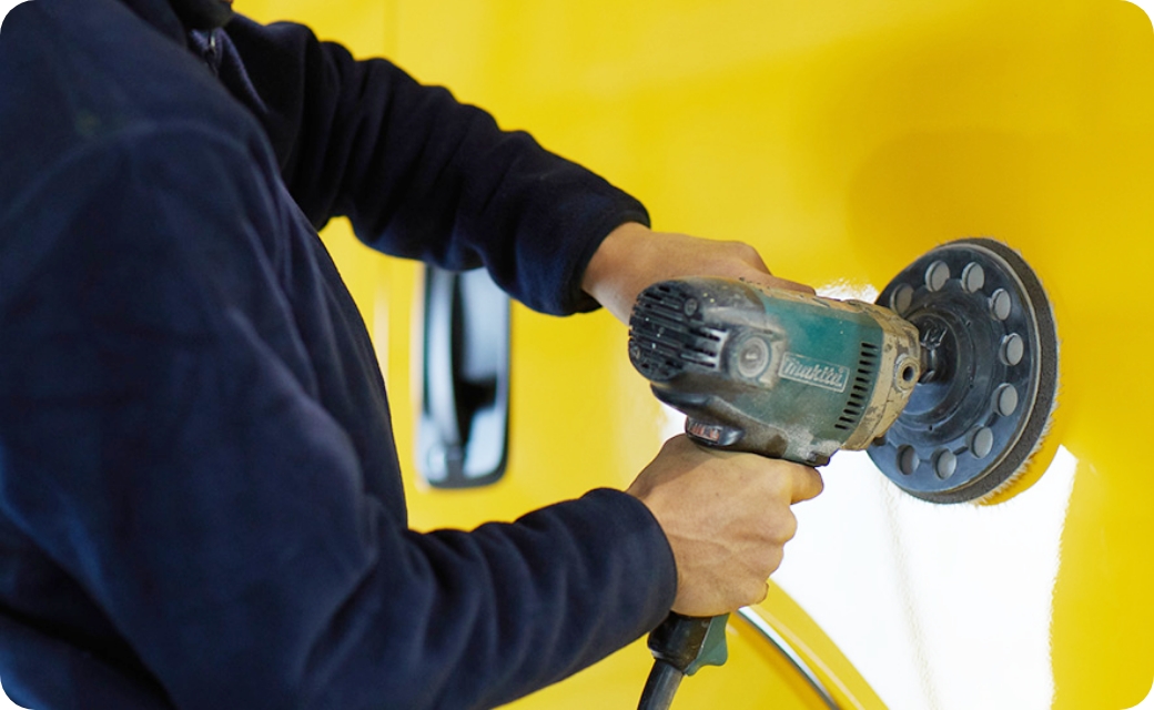 特殊車の新車塗装を中心に、自動車総合サービスを提供